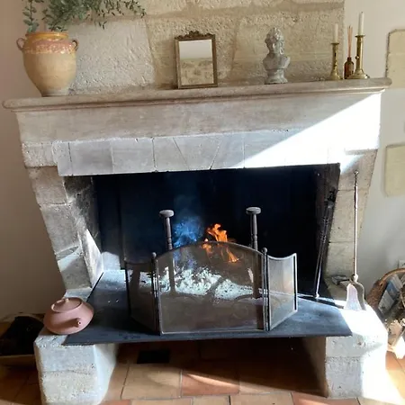فيلة Domaine De Guinot Loupiac (Gironde)